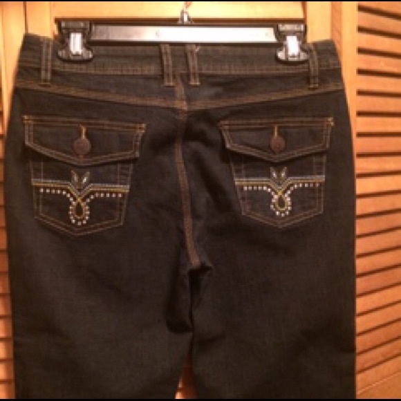 Dirt Dark Blue Denim Capris - Picture 2 of 4